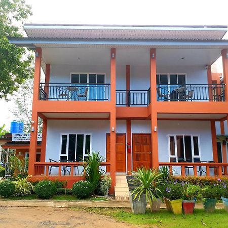 Tamarind Lanta Resort Ko Lanta Buitenkant foto