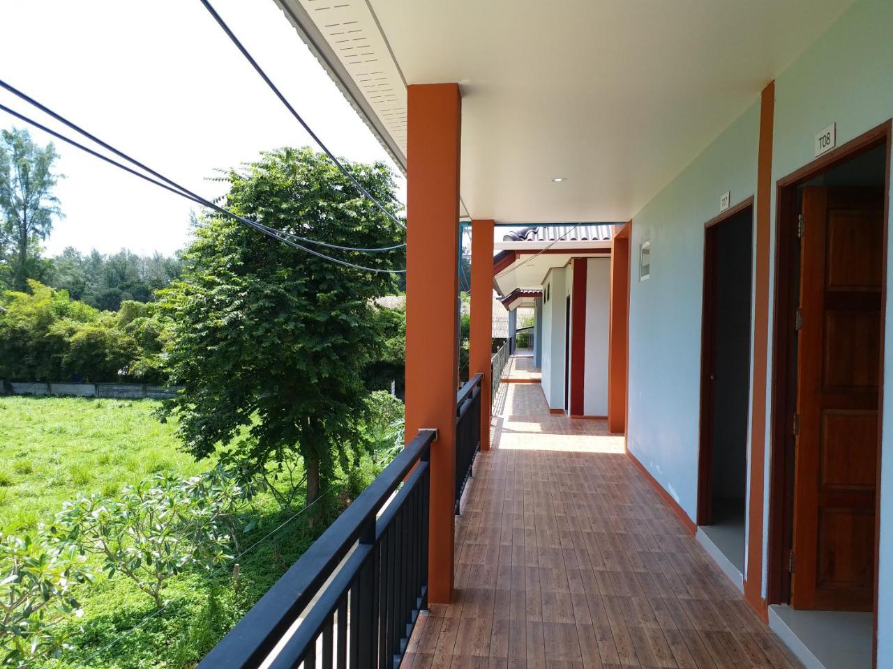 Tamarind Lanta Resort Ko Lanta Buitenkant foto