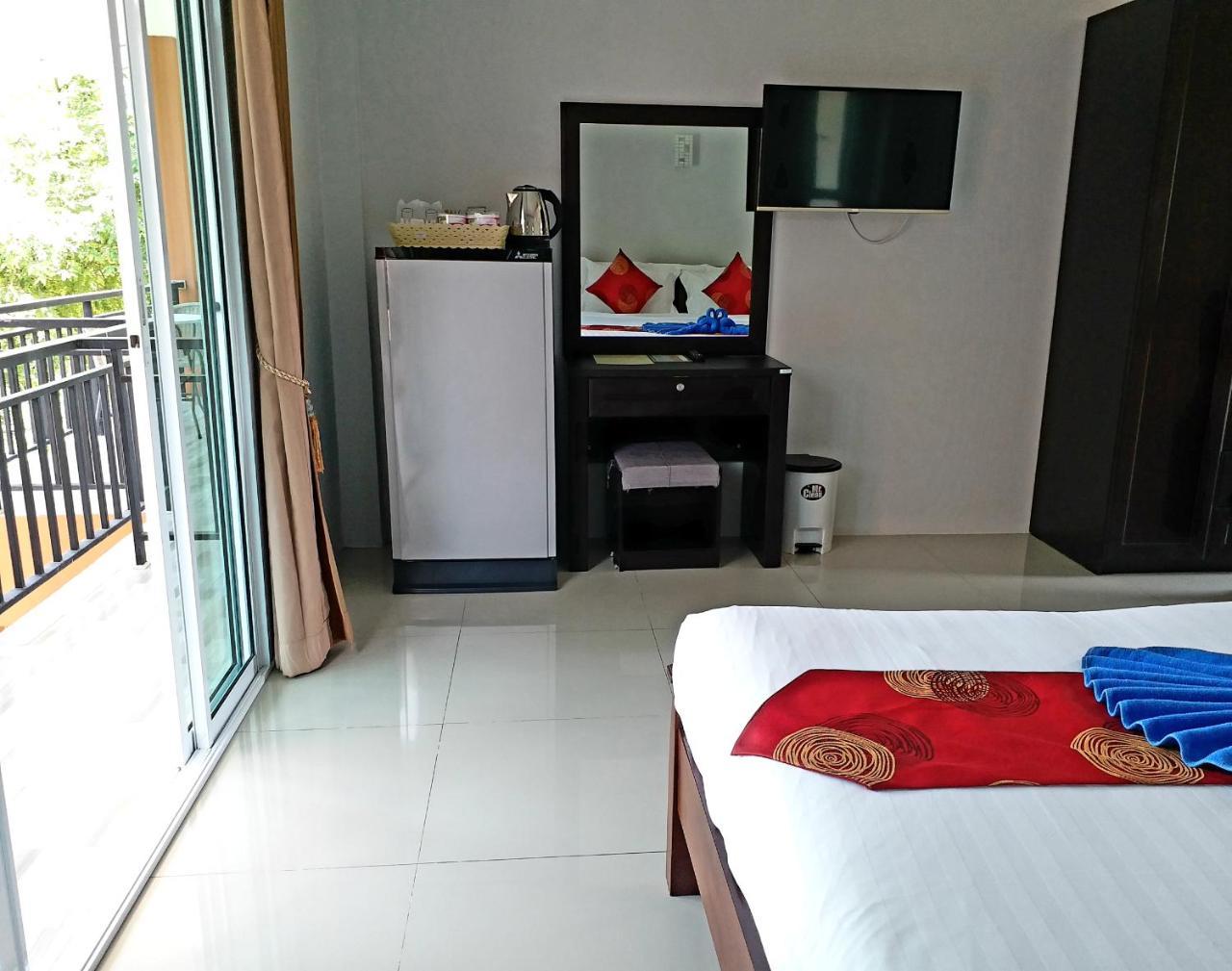 Tamarind Lanta Resort Ko Lanta Buitenkant foto