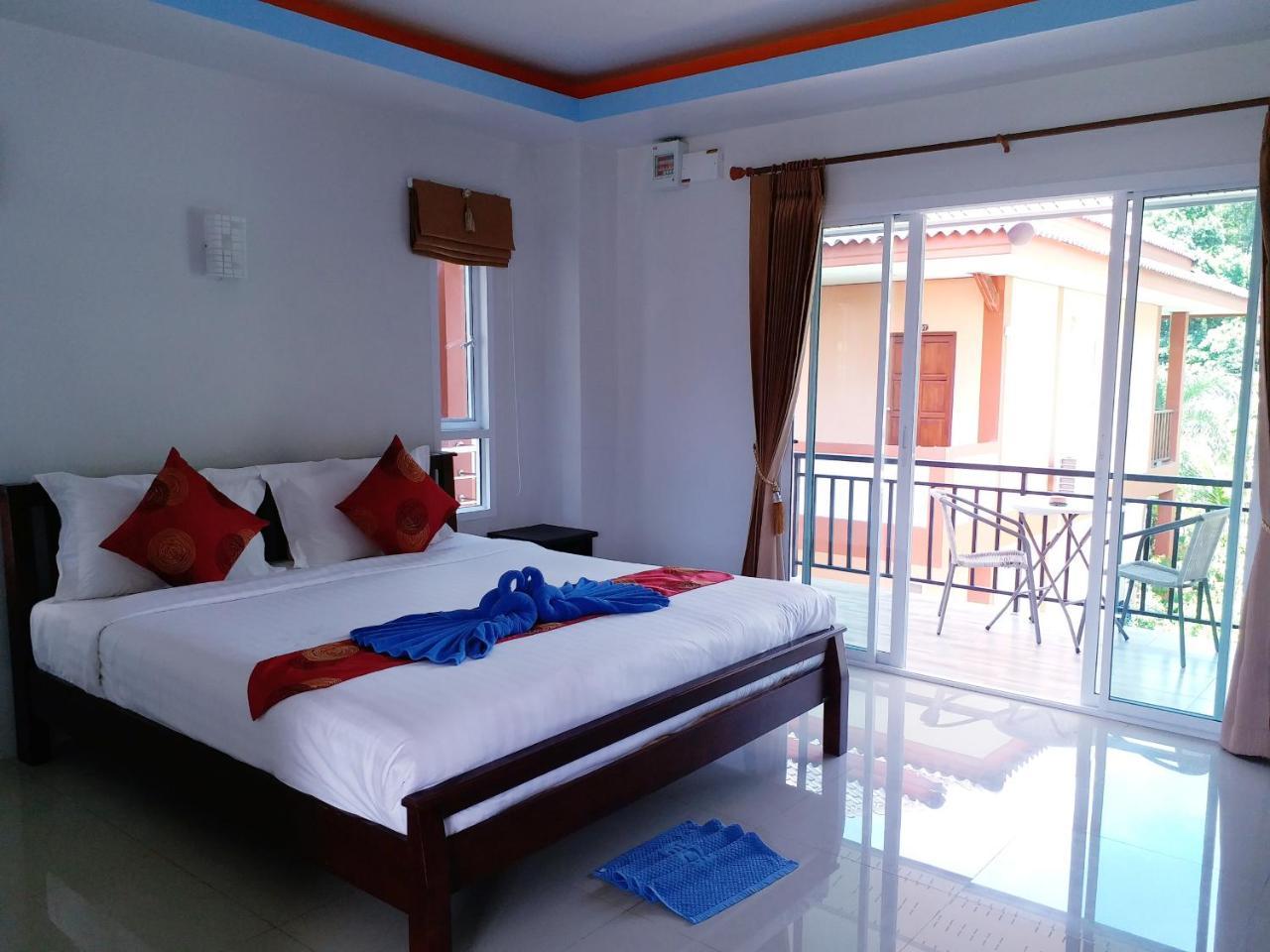 Tamarind Lanta Resort Ko Lanta Buitenkant foto