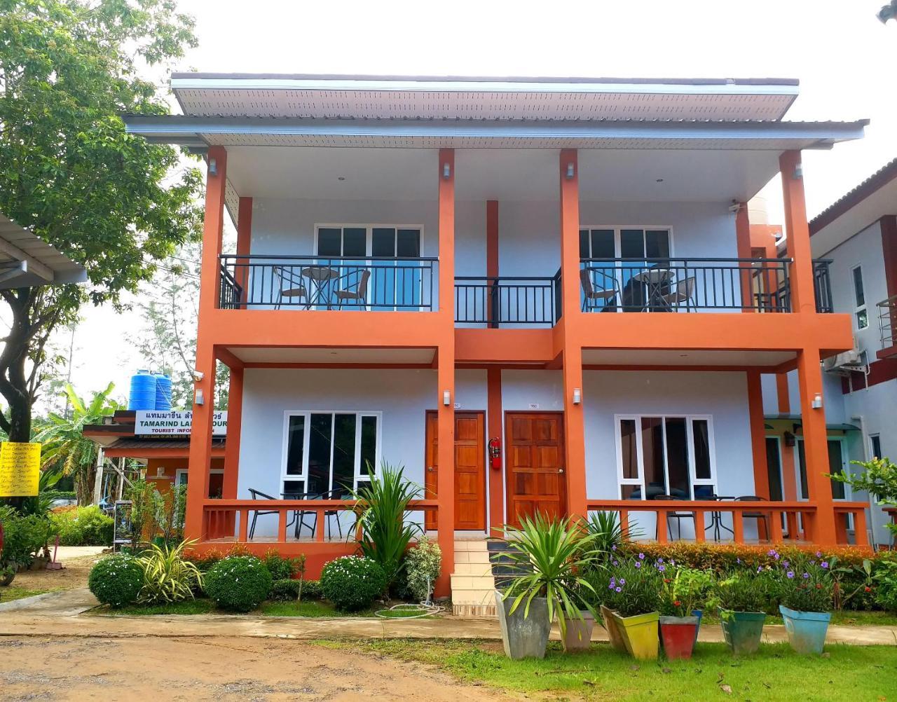 Tamarind Lanta Resort Ko Lanta Buitenkant foto